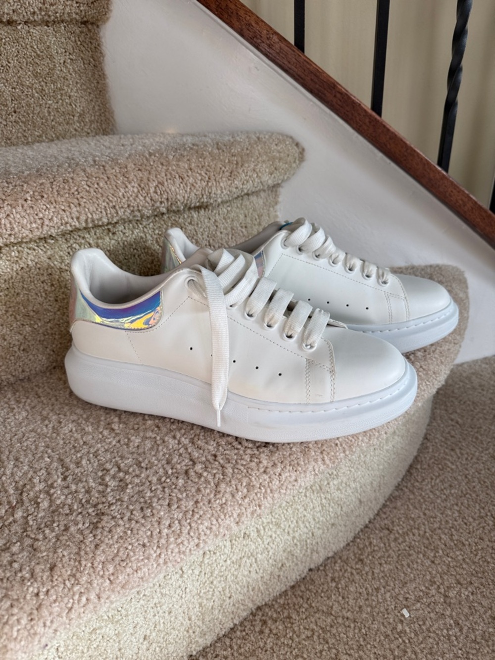 Alexander McQueen Oversized Shock Pink size 10